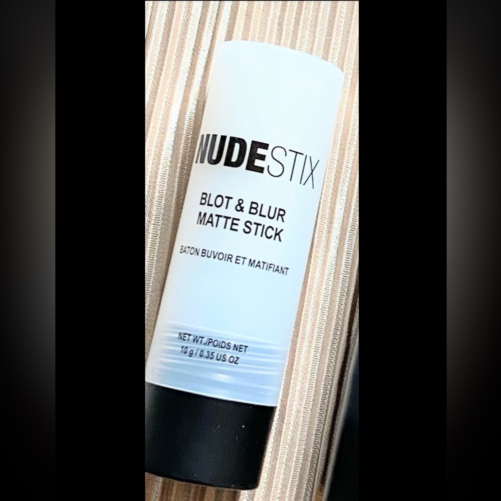 NUDESTIX Blot & Blur Matte Stick FULL SIZE 10g